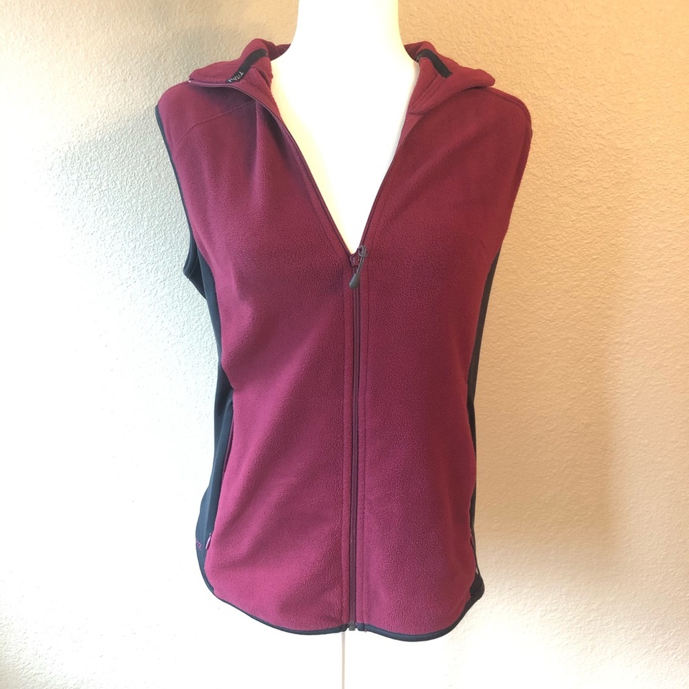 Columbia Titanium Sleeveless Vest Size M